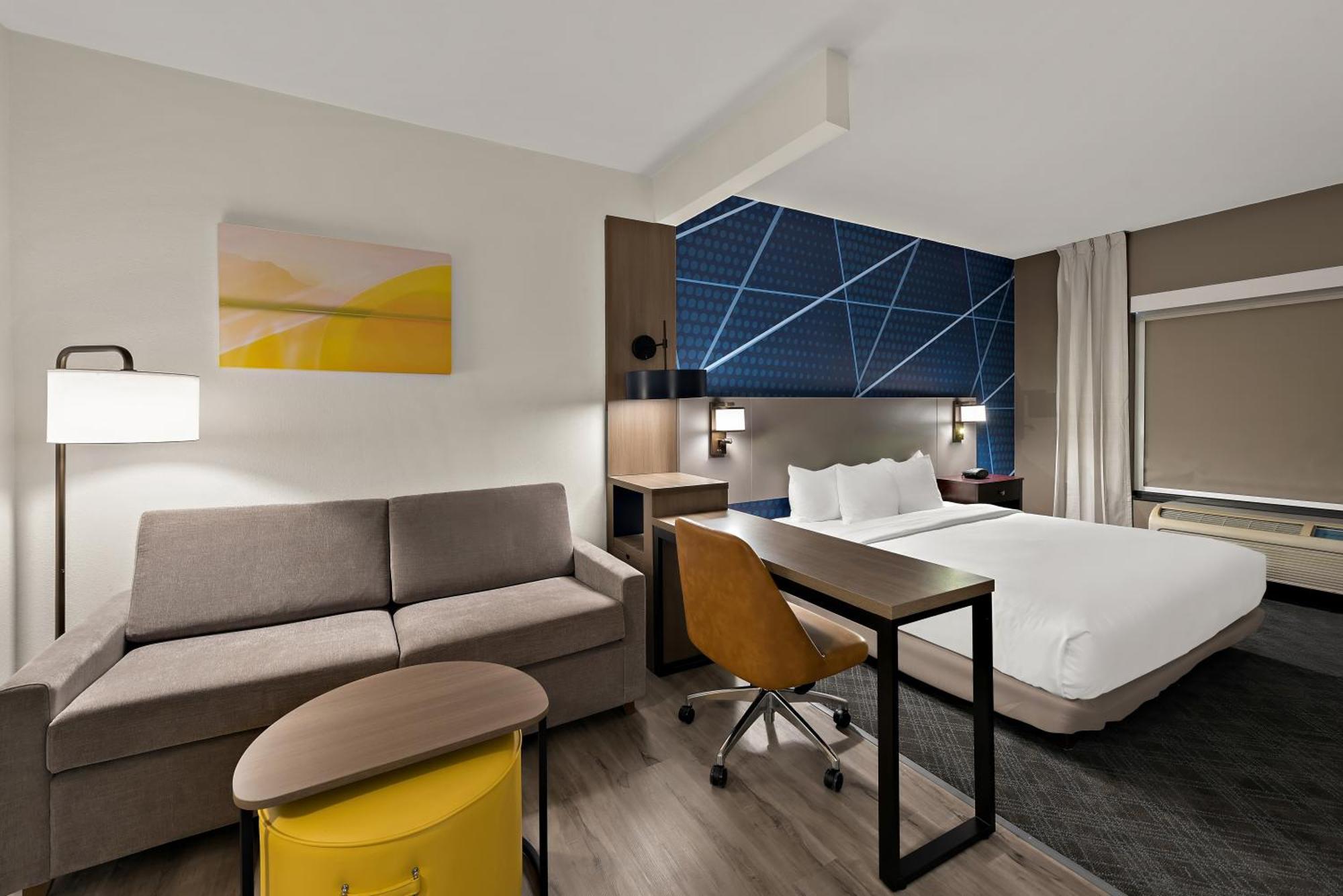 Comfort Suites Columbus East Broad Exteriér fotografie