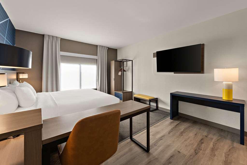 Comfort Suites Columbus East Broad Pokoj fotografie